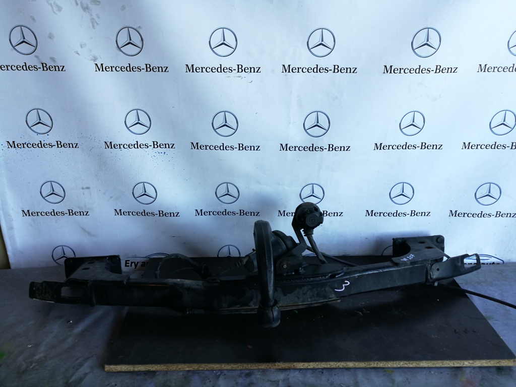 Carlig cui remorca Mercedes W207 Coupe A2044100716