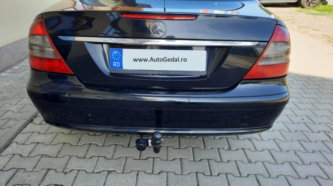 Carlig de remorcare auto Mercedes E-Class Sedan W211 2002-2009 AutoHak