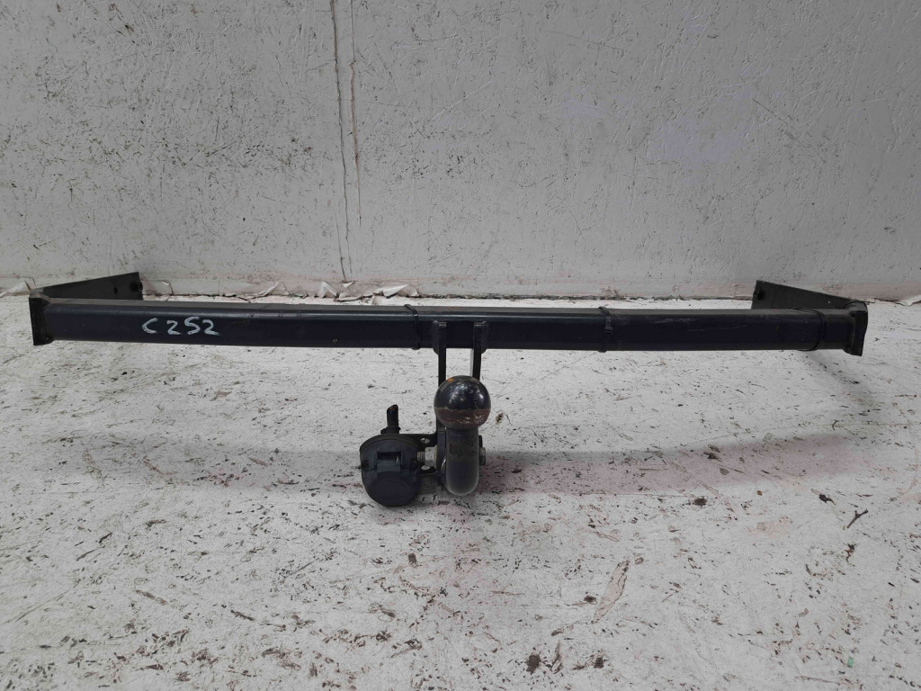 Carlig remorcare Skoda Yeti (5L) [Fabr 2009-2020] AFTERMARKET!!