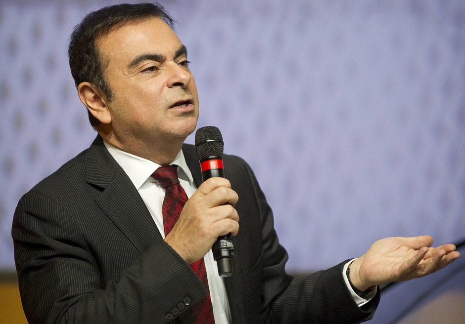 Carlos Ghosn, seful Renault, critica guvernele Europene Carlos Ghosn, seful Renault, critica guvernele Europene