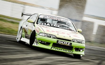 Carola Mecan si Nissan S14