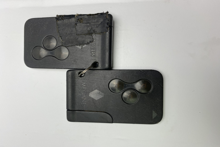Cartela cheie cu telecomanda / x2 Renault Megane