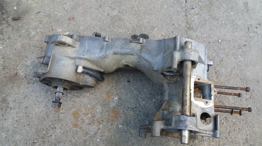 Cartere Yamaha Aerox,Malaguti F 12,Aprilia Rally 49 cm 2 T Aer/Apa