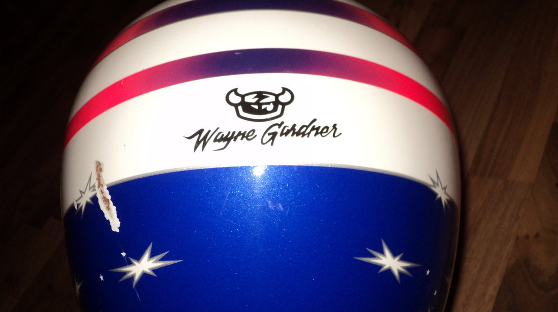 Casca moto de viteza shoei x-8 ,marimea M-L ,replica wayne gardner