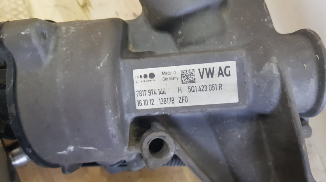 Caseta de directie electrica originala VW Golf VII Variant cod piesa : 5Q1423051R