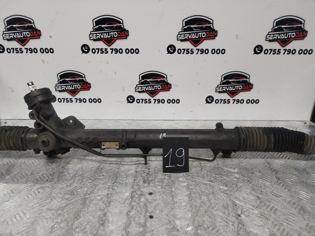 Caseta directie hidraulica Volkswagen Passat B5 (1996-2005) 1.9 Motorina 2002, VOLAN STANGA / FĂRĂ SENZOR / 8D1422071M