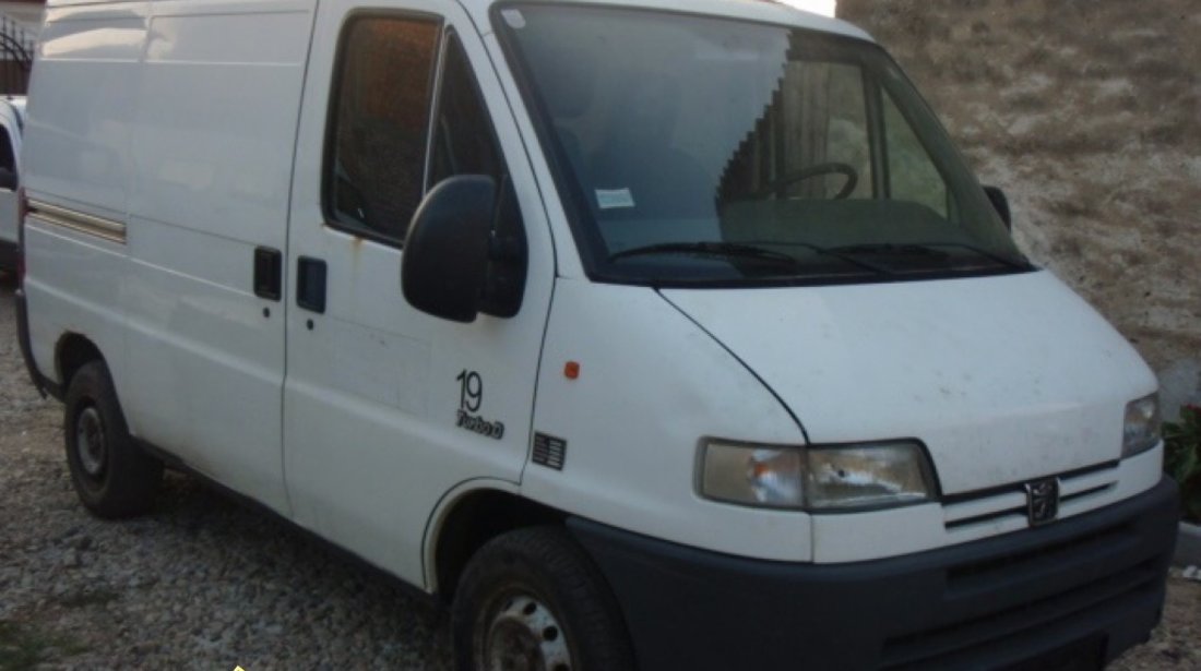 Caseta directie peugeot boxer 2 5 td 2001