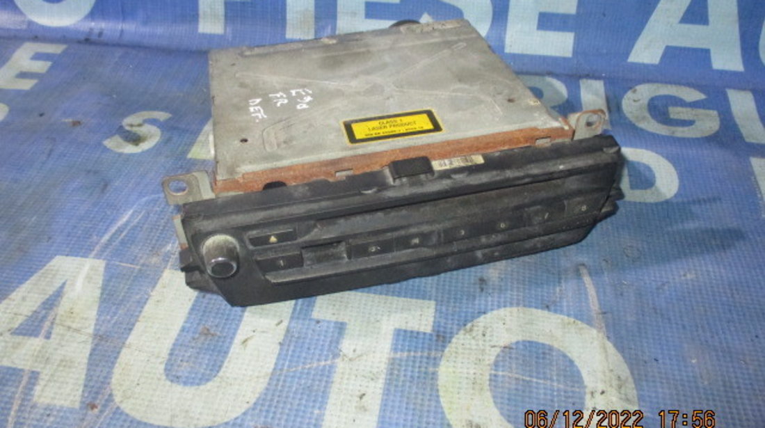 Casetofon BMW E90 2008; 9200447 (defect)