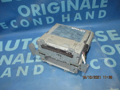 Casetofon Mazda 6 2003; FF011068B