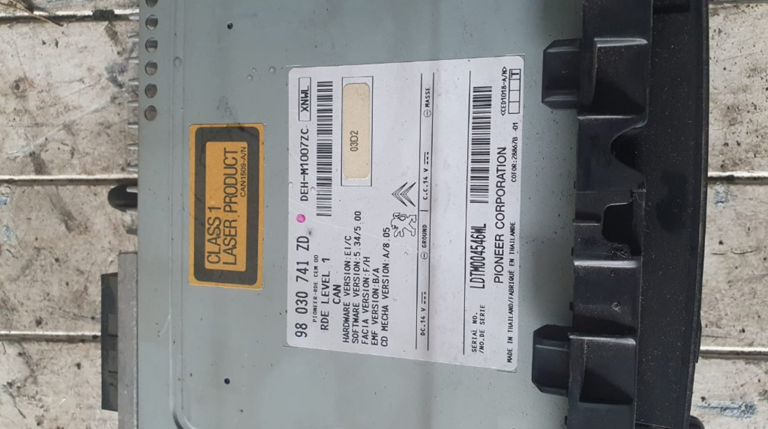 Casetofon Peugeot 208 1.4 HDI an fabricatie 2013 cod 98030741