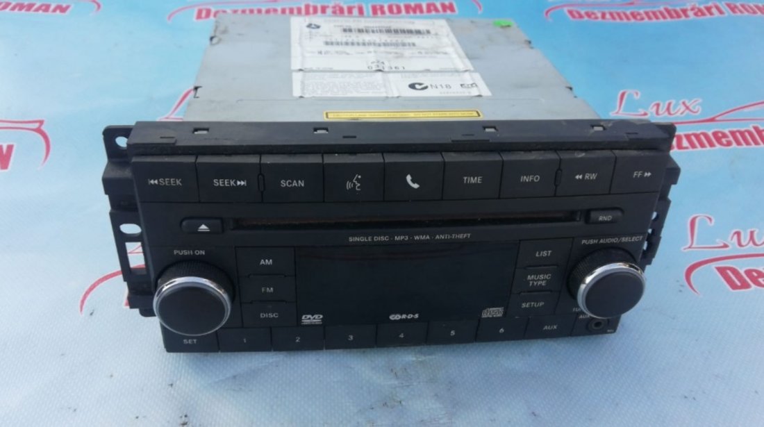 Casetofon radio cd mp3 player Jeep Compass 1 facelift motor 2.2crd cdi 100kw 136cp om651 2011