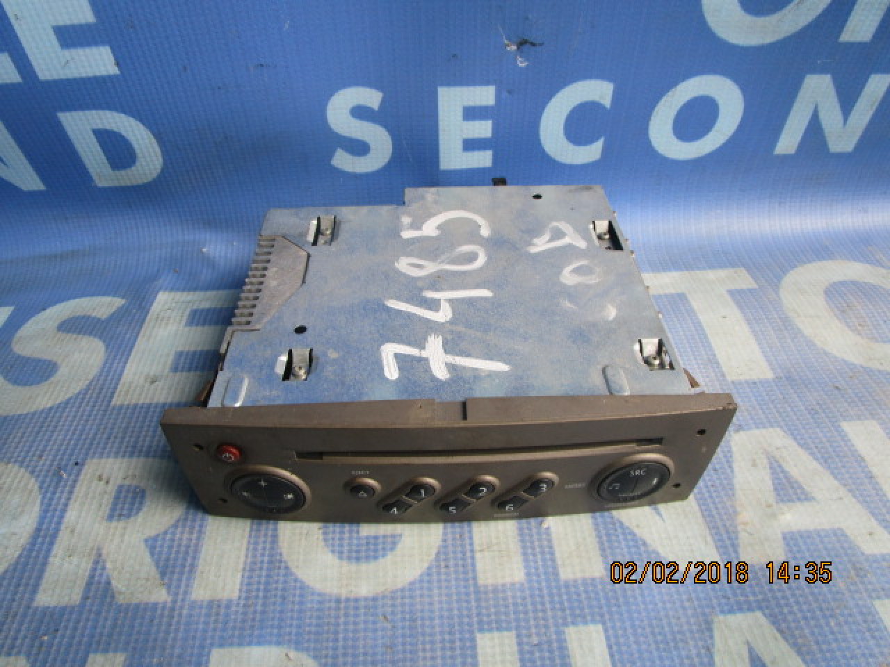 Casetofon Renault Scenic ;  8200550823T (cd)