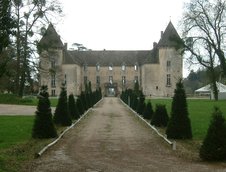 Castel Savigny-les-Beaune