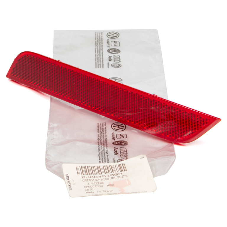 Catadioptru Bara Spate Dreapta Oe Seat Ibiza 4 2010-2017 ST (6J8 6P8) 6J8945106A