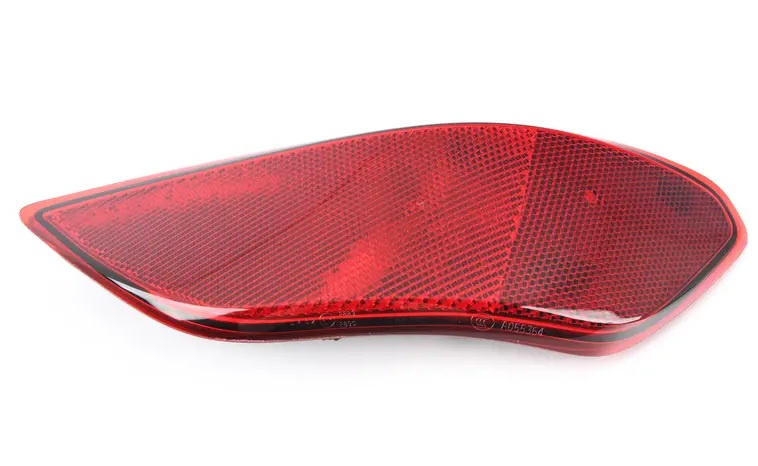 Catadioptru Bara Spate Stanga Oe Porsche Cayenne 2 92A 2010-2014 958945105