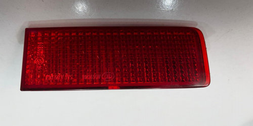 Catadioptru dreapta bara spate 7P6945106 Volkswagen VW Touareg generatia 2 7P [2010 - 2014]