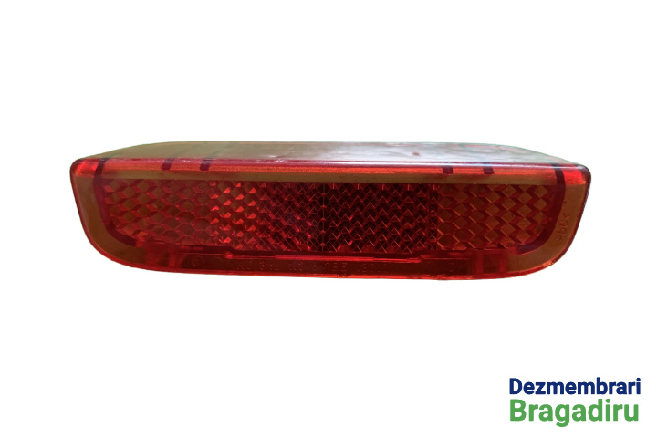 Catadioptru fata usa spate dreapta Volkswagen VW Passat B7 [2010 - 2015] Variant wagon 5-usi 1.6 MT (105 hp) CULOARE - LK7X
