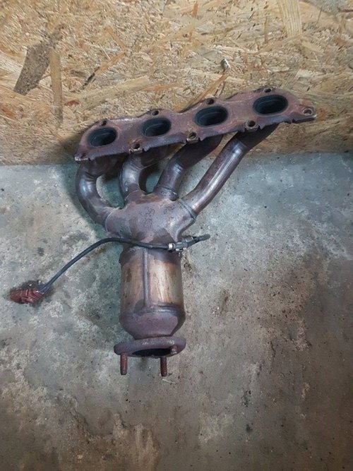 Catalizator 036131703j seat altea 1.4i 16v cgg 86 cai