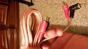 cate splitere y RCA imi trebe sa fac fac o conectiune de 6 canale la amplificator?