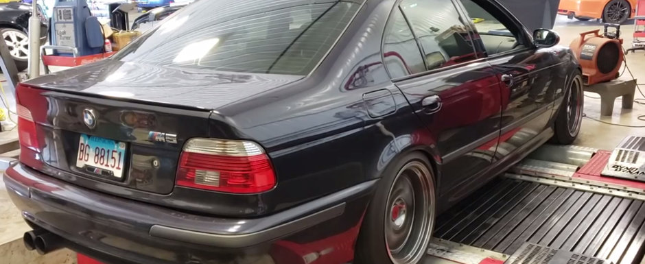 Cati CAI mai are astazi un BMW M5 cu 658.000 de kilometri la bord? VIDEO cu cel mai tare experiment de pe internet Cati CAI mai are astazi un BMW M5 cu 658.000 de kilometri la bord? VIDEO cu cel mai tare experiment de pe internet