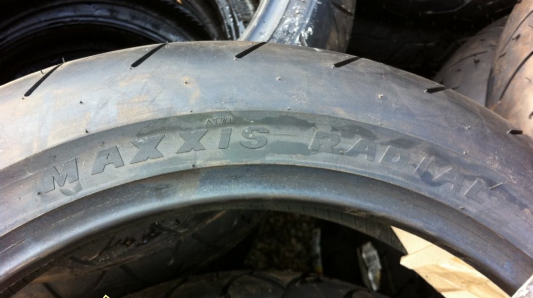 Cauciuc 120/80/17 maxxis radial nou