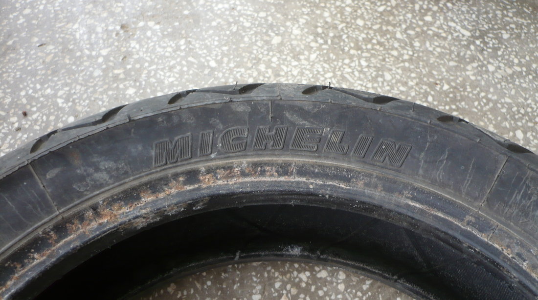 Cauciuc Michelin 130 70 12