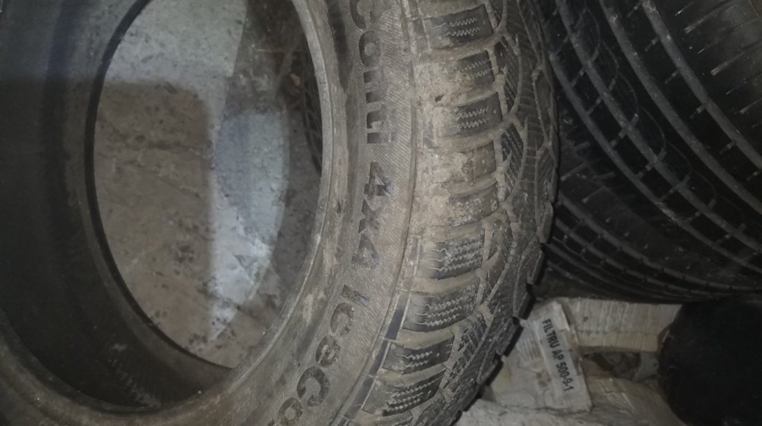 Cauciucuri de iarna Continental Conti 4x4 IceContact 235/55/R17 99q