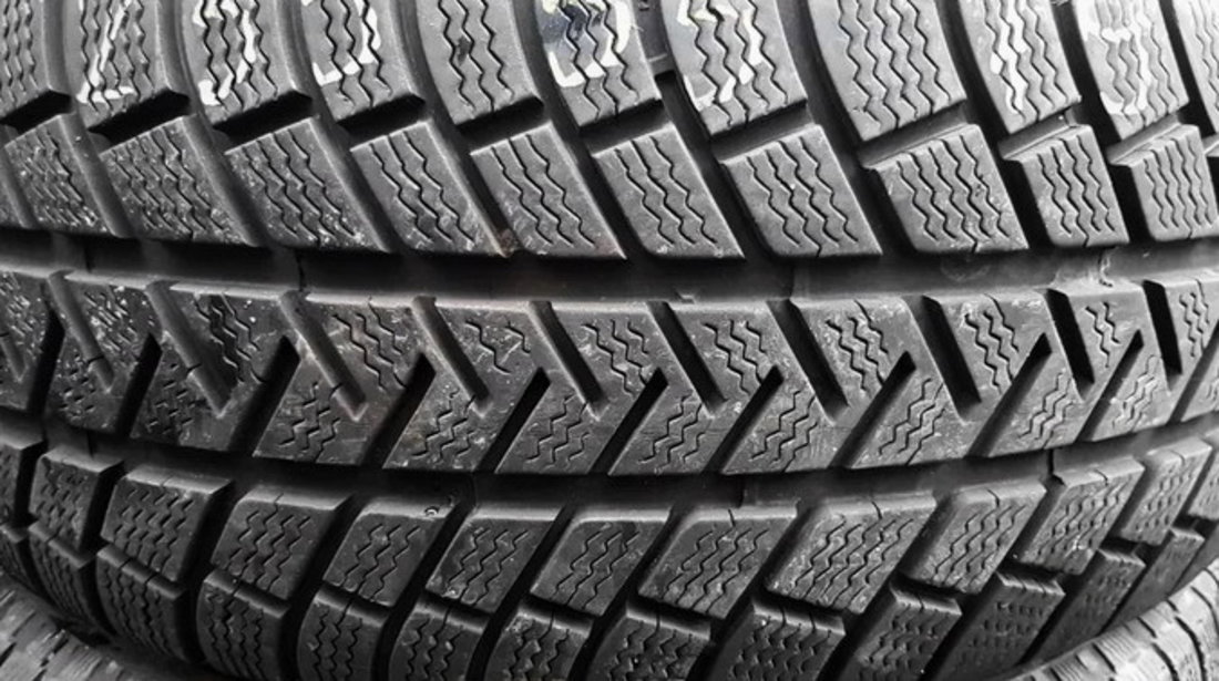 Cauciucuri iarna 235/55/19 Michelin - ca noi