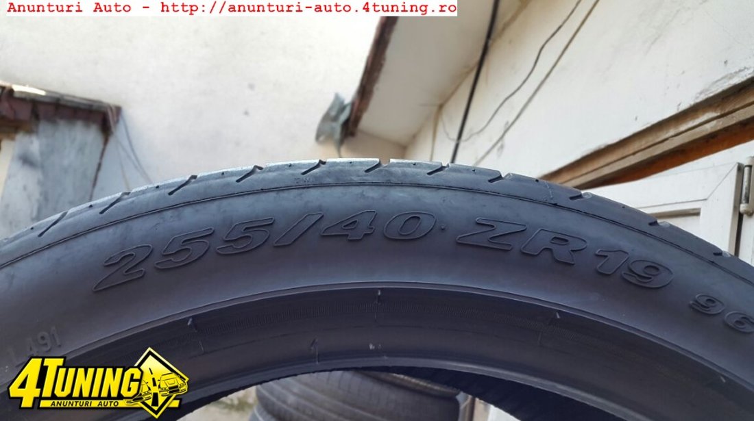 Cauciucuri Pirelli 255 40 R19 second hand din 2013