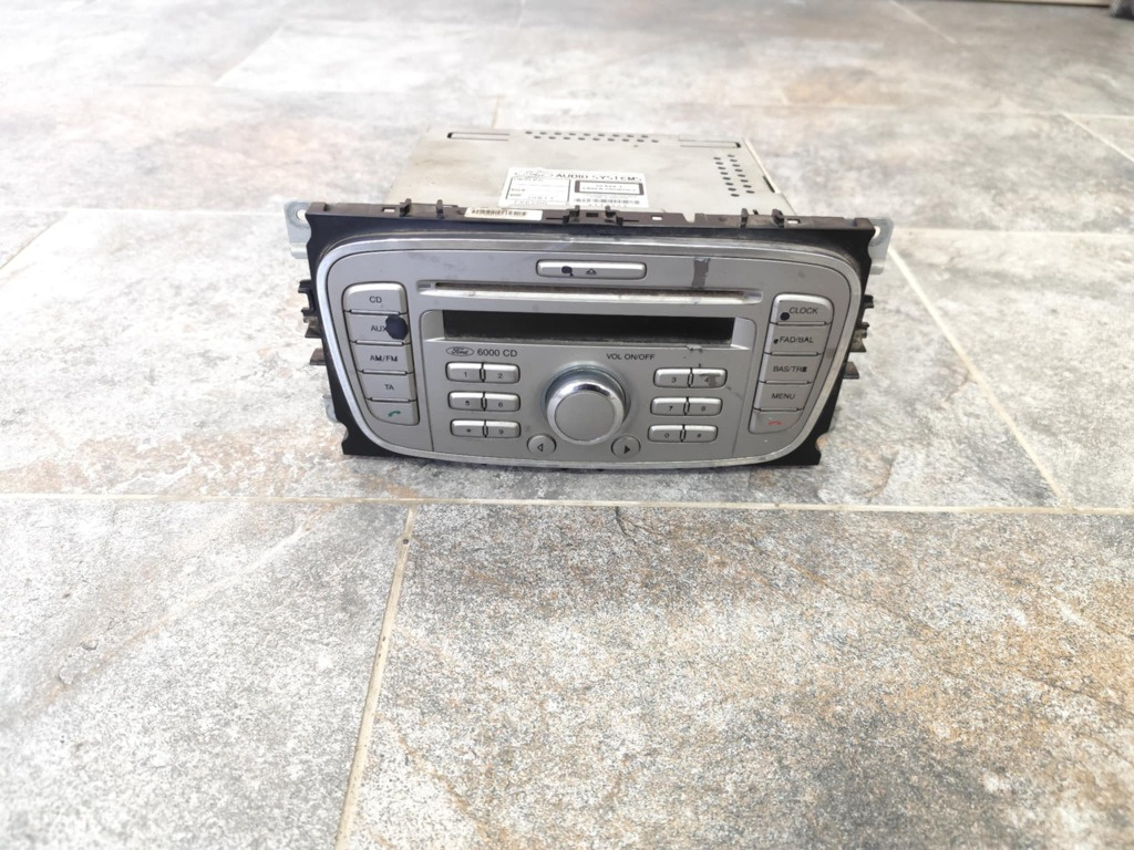 CD Player 8M5T-18C815-AB Ford Focus 2 an fab. 2008 - 2012