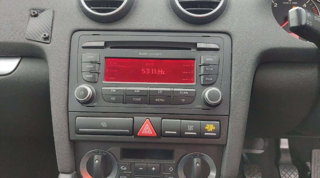 CD player Audi A3 8P 2008 HATCHBACK 2.0 BKD