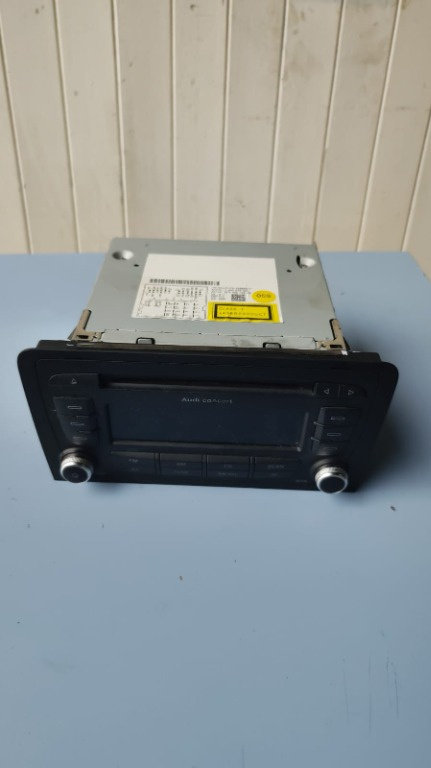 Cd Player Audi A3 8P Facelift 2009 - 2012 2.0 Tdi CFF Cod : 8P0035186AB