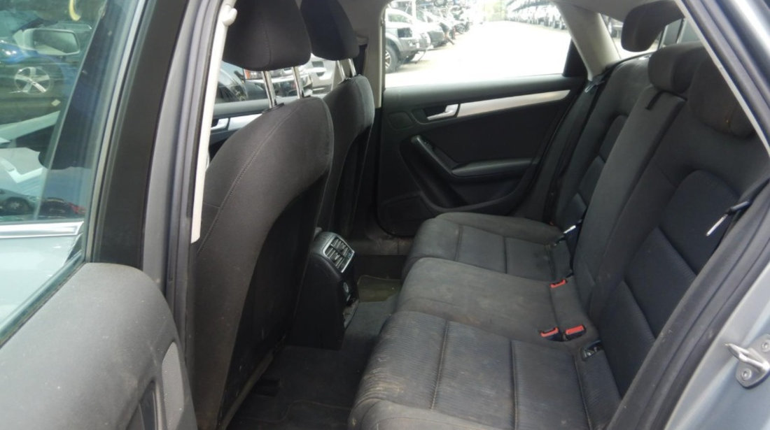 CD player Audi A4 B8 2011 SEDAN 1.8 TFSI CDHA