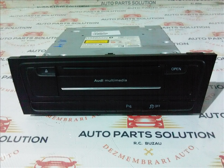 CD player AUDI A4 B8