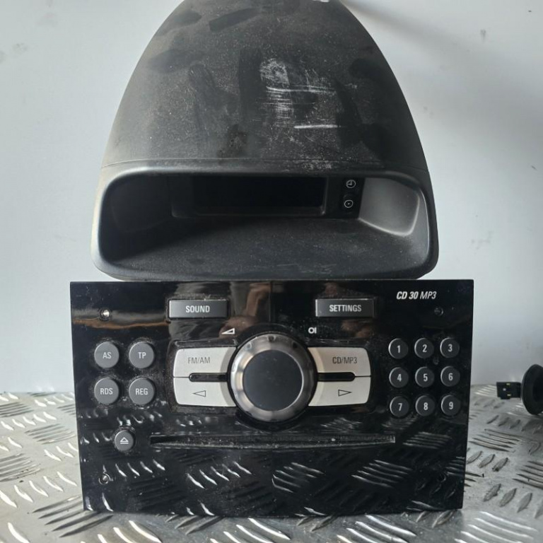 CD Player auto CD 30 MP3 Opel Corsa D 2006-2010 13289921