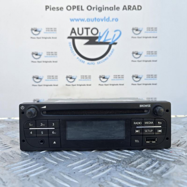 CD Player auto Opel Movano B 2010-2021 281154140R