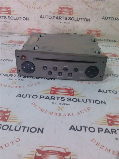 CD Player auto Renault CLIO SIMBOL 1.2B an fabr. 2010