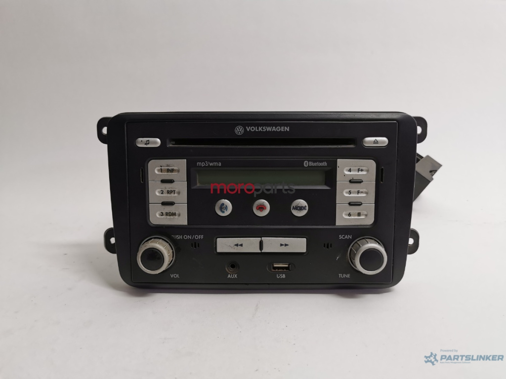 CD player auto VOLKSWAGEN POLO (6N1) [ 1994 - 1999 ] VAG 8H3329WAG-01 OEM 000051218B