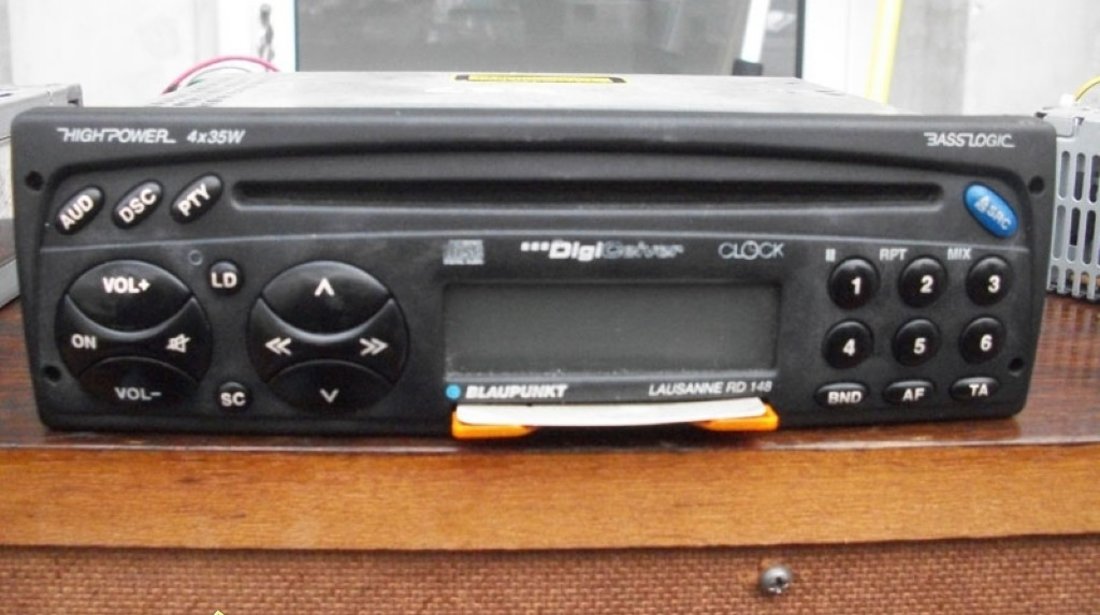 CD player Blaupunkt Lausanne cu cartela