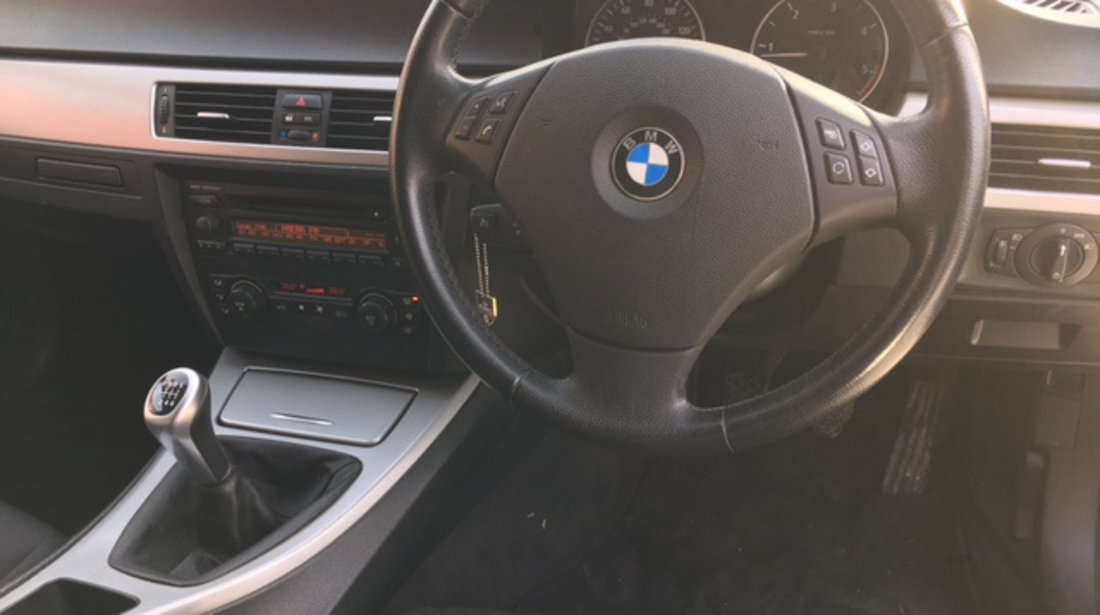 CD Player BMW Seria 3 E90 an fab. 2004 - 2011