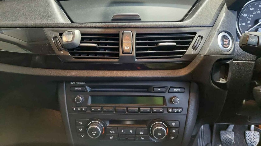 CD player BMW X1 2011 SUV 2.0 D N47D20C S18D