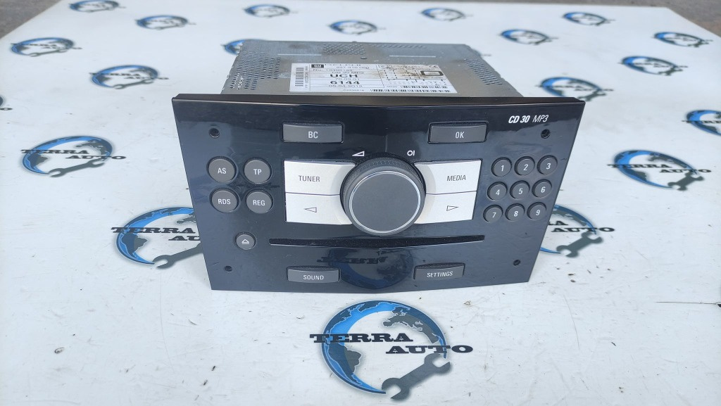 CD player cu MP3 Opel Astra H cod: 497316088 / 13396144