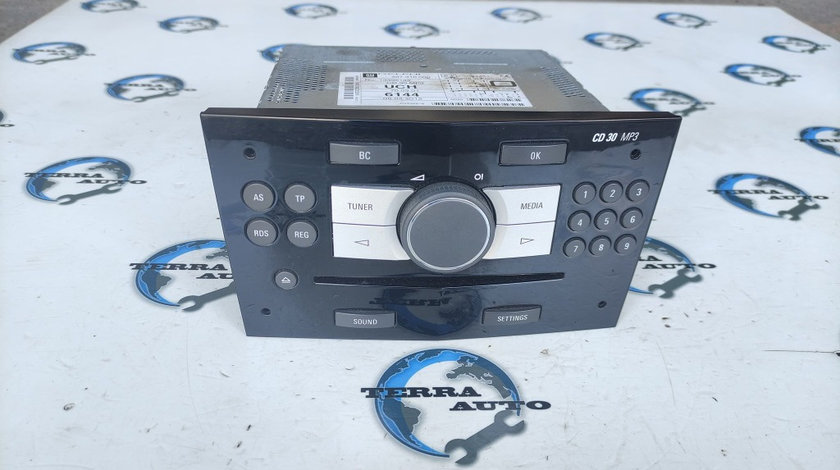 CD player cu MP3 Opel Zafira B cod: 497136088 / 13396144