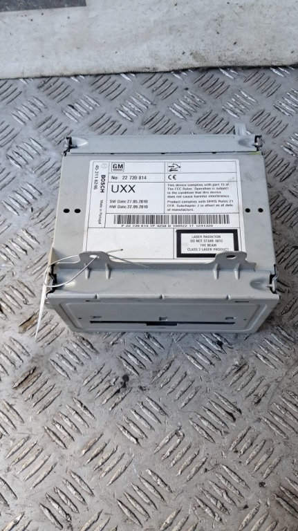 Cd player cu navigatie Opel Astra J an 2011 cod 22739814