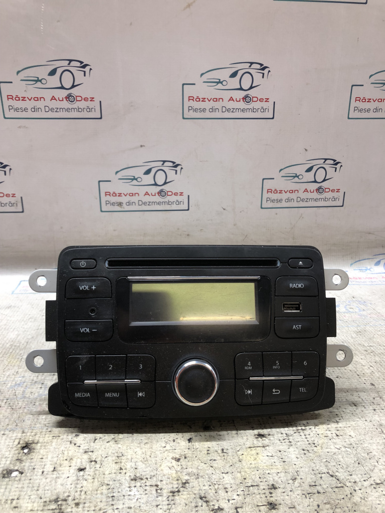 CD Player Dacia Sandero 2 0.9 Benzina 2018, 281150954R