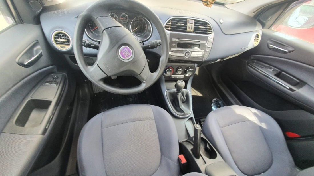 CD player Fiat Bravo 2007 hatchback 1.9 D