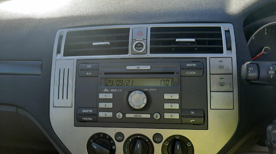 CD player Ford Kuga 2010 SUV 2.0 TDCI UFDA