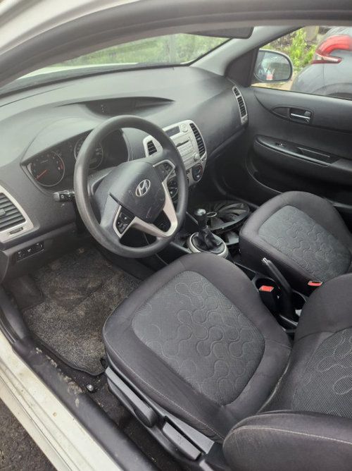 CD player Hyundai i20 1.2 G4LA transmisie manuala 5+1 an de fabricatie 2010
