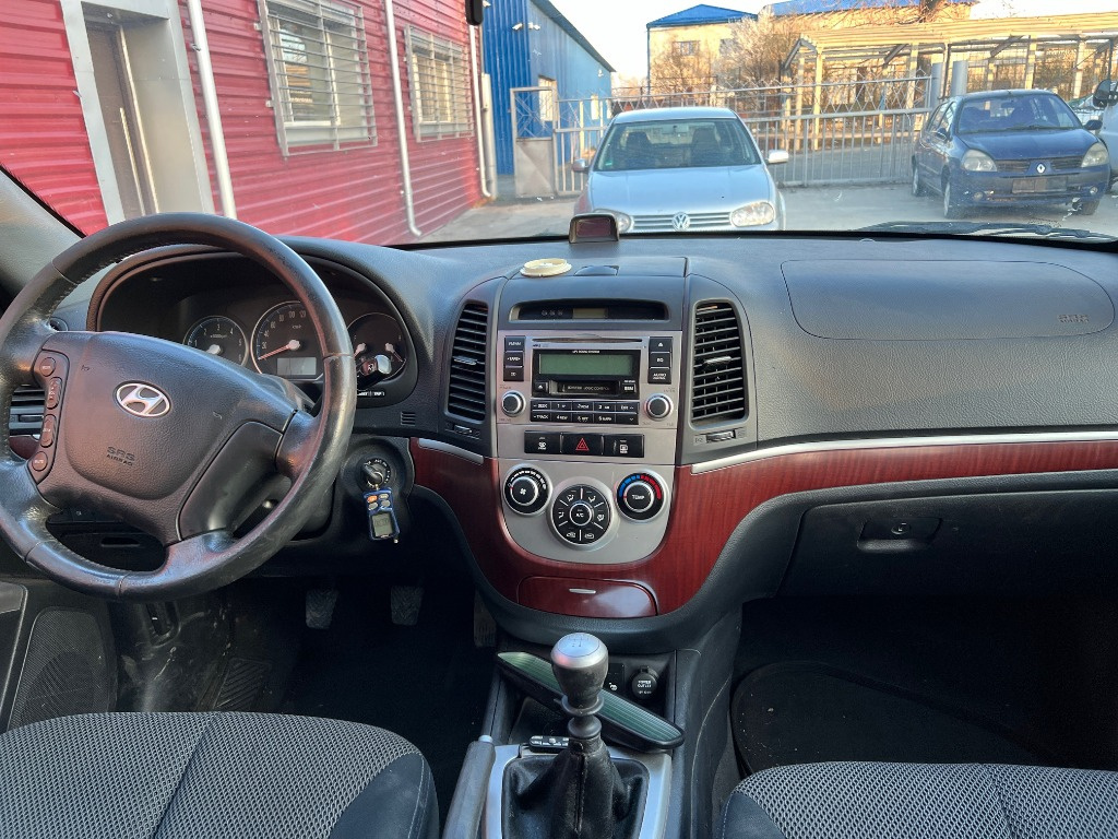 CD Player Hyundai Santa Fe II an fab. 2006 - 2012