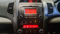 CD player Kia Sorento 2011 SUV 2.2 DOHC D4HB